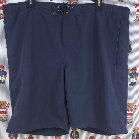 Nike swoosh Dri-Fit drawstring lined navy blue LG casual swim board shorts - Picture 1 of 8
